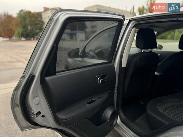 Серый Ниссан Кашкай, объемом двигателя 2 л и пробегом 197 тыс. км за 8500 $, фото 8 на Automoto.ua