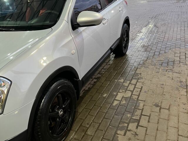 Серый Ниссан Кашкай, объемом двигателя 2 л и пробегом 230 тыс. км за 8500 $, фото 5 на Automoto.ua