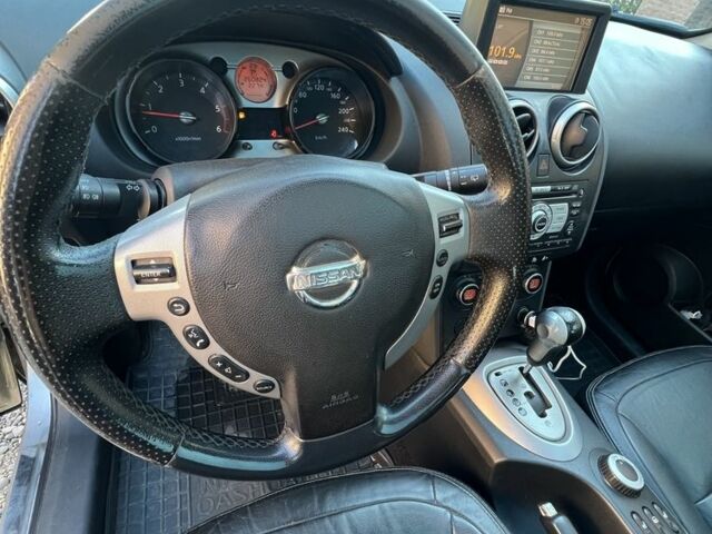 Сірий Ніссан Кашкай, об'ємом двигуна 2 л та пробігом 260 тис. км за 8200 $, фото 6 на Automoto.ua