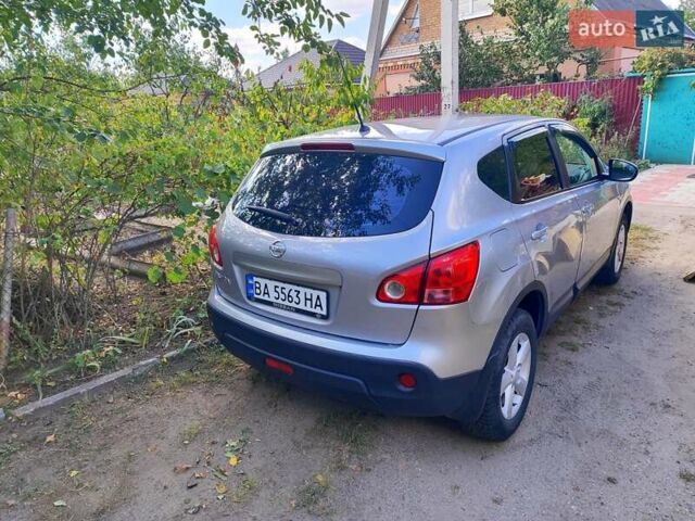 Серый Ниссан Кашкай, объемом двигателя 2 л и пробегом 206 тыс. км за 7700 $, фото 12 на Automoto.ua