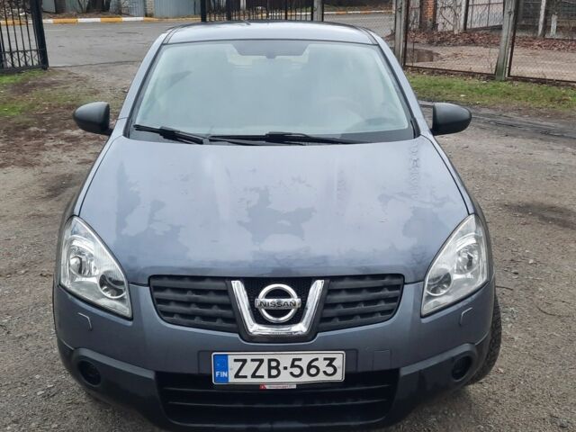Серый Ниссан Кашкай, объемом двигателя 1.5 л и пробегом 387 тыс. км за 3900 $, фото 2 на Automoto.ua