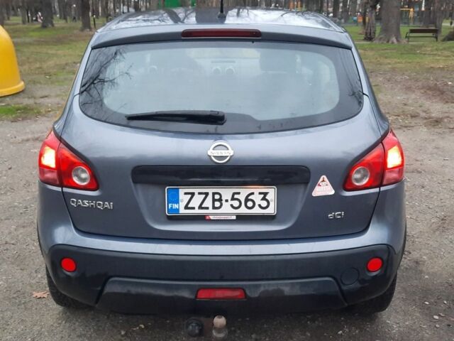 Серый Ниссан Кашкай, объемом двигателя 1.5 л и пробегом 387 тыс. км за 3900 $, фото 3 на Automoto.ua