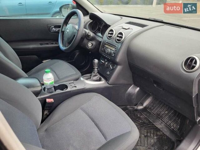 Серый Ниссан Кашкай, объемом двигателя 2 л и пробегом 233 тыс. км за 6500 $, фото 16 на Automoto.ua