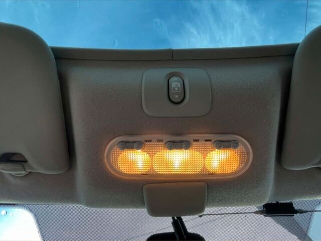 Серый Ниссан Кашкай, объемом двигателя 2 л и пробегом 157 тыс. км за 8500 $, фото 16 на Automoto.ua