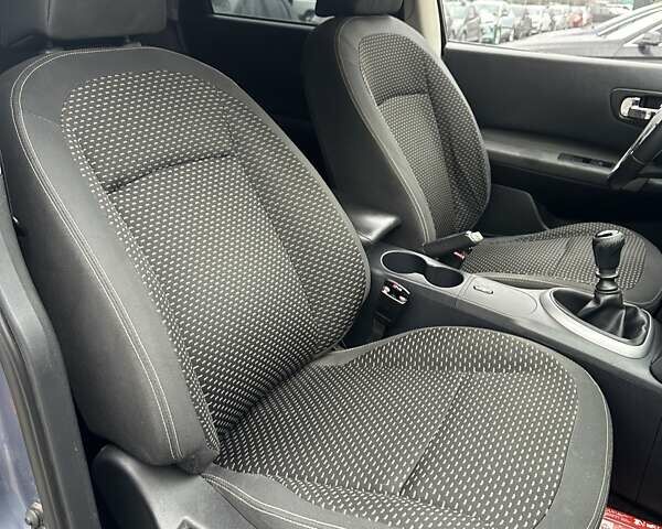 Сірий Ніссан Кашкай, об'ємом двигуна 1.46 л та пробігом 232 тис. км за 8000 $, фото 30 на Automoto.ua