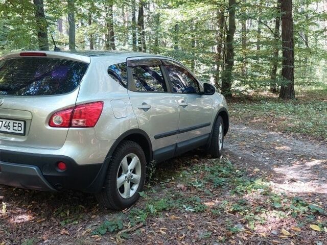 Серый Ниссан Кашкай, объемом двигателя 1.6 л и пробегом 280 тыс. км за 7250 $, фото 4 на Automoto.ua