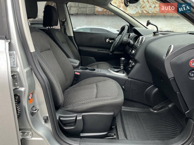 Серый Ниссан Кашкай, объемом двигателя 1.46 л и пробегом 314 тыс. км за 8500 $, фото 15 на Automoto.ua