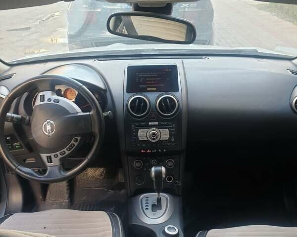 Серый Ниссан Кашкай, объемом двигателя 2 л и пробегом 170 тыс. км за 8400 $, фото 2 на Automoto.ua