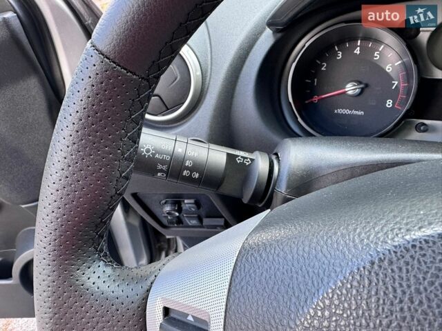 Серый Ниссан Кашкай, объемом двигателя 1.6 л и пробегом 220 тыс. км за 8900 $, фото 18 на Automoto.ua