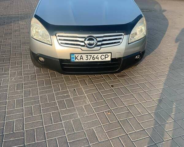 Серый Ниссан Кашкай, объемом двигателя 2 л и пробегом 330 тыс. км за 9500 $, фото 1 на Automoto.ua