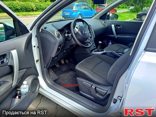 Сірий Ніссан Кашкай, об'ємом двигуна 2 л та пробігом 183 тис. км за 9400 $, фото 6 на Automoto.ua