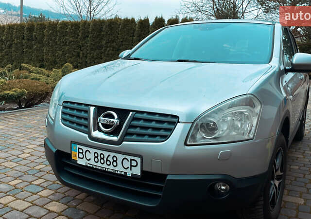 Серый Ниссан Кашкай, объемом двигателя 2 л и пробегом 235 тыс. км за 8300 $, фото 1 на Automoto.ua