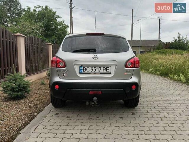 Сірий Ніссан Кашкай, об'ємом двигуна 2 л та пробігом 263 тис. км за 9500 $, фото 3 на Automoto.ua