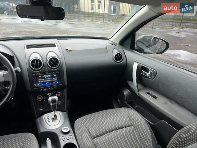 Серый Ниссан Кашкай, объемом двигателя 2 л и пробегом 299 тыс. км за 6300 $, фото 22 на Automoto.ua