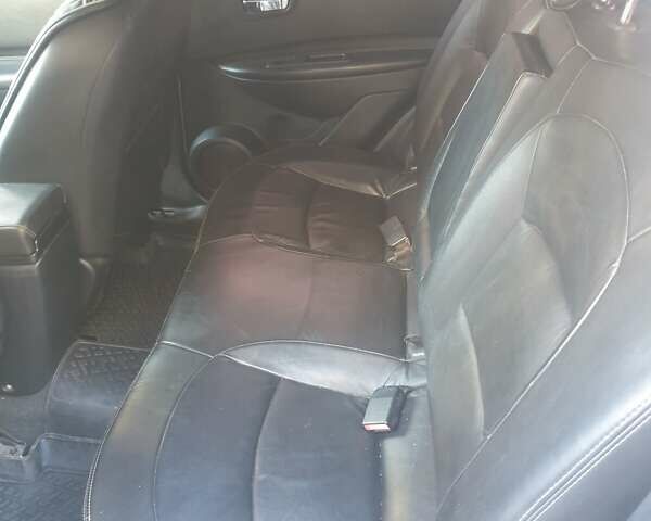 Серый Ниссан Кашкай, объемом двигателя 2 л и пробегом 170 тыс. км за 8400 $, фото 1 на Automoto.ua