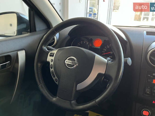 Серый Ниссан Кашкай, объемом двигателя 2 л и пробегом 260 тыс. км за 9200 $, фото 16 на Automoto.ua