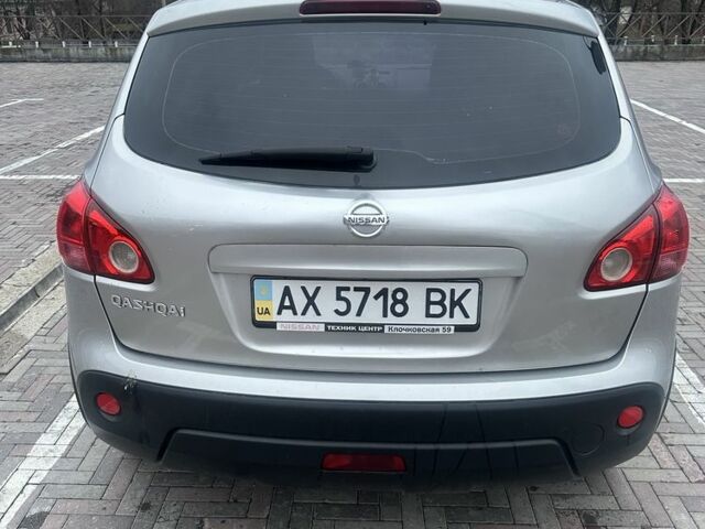 Сірий Ніссан Кашкай, об'ємом двигуна 1.6 л та пробігом 131 тис. км за 7500 $, фото 5 на Automoto.ua
