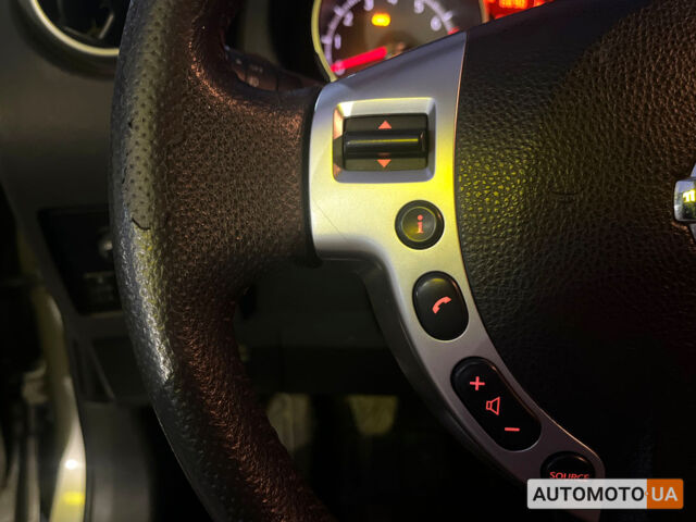 Серый Ниссан Кашкай, объемом двигателя 2 л и пробегом 201 тыс. км за 9500 $, фото 12 на Automoto.ua