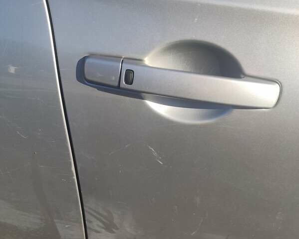 Сірий Ніссан Кашкай, об'ємом двигуна 1.5 л та пробігом 160 тис. км за 5300 $, фото 4 на Automoto.ua