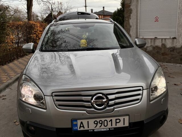 Серый Ниссан Кашкай, объемом двигателя 2 л и пробегом 289 тыс. км за 10500 $, фото 2 на Automoto.ua