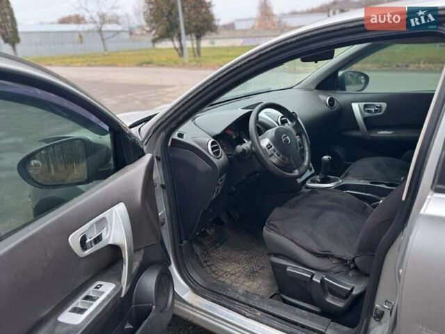 Сірий Ніссан Кашкай, об'ємом двигуна 1.6 л та пробігом 260 тис. км за 2999 $, фото 11 на Automoto.ua