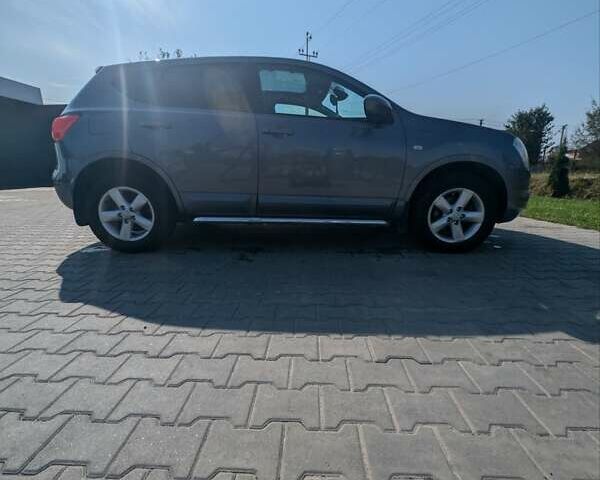 Серый Ниссан Кашкай, объемом двигателя 2 л и пробегом 265 тыс. км за 7800 $, фото 2 на Automoto.ua