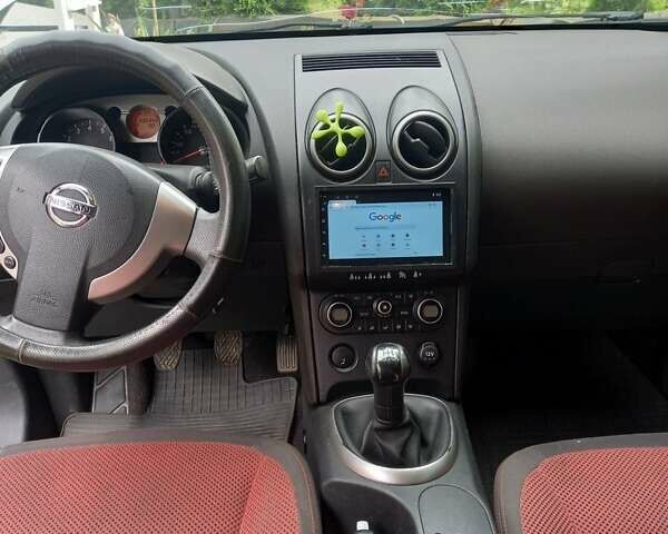 Серый Ниссан Кашкай, объемом двигателя 1.6 л и пробегом 253 тыс. км за 7800 $, фото 24 на Automoto.ua