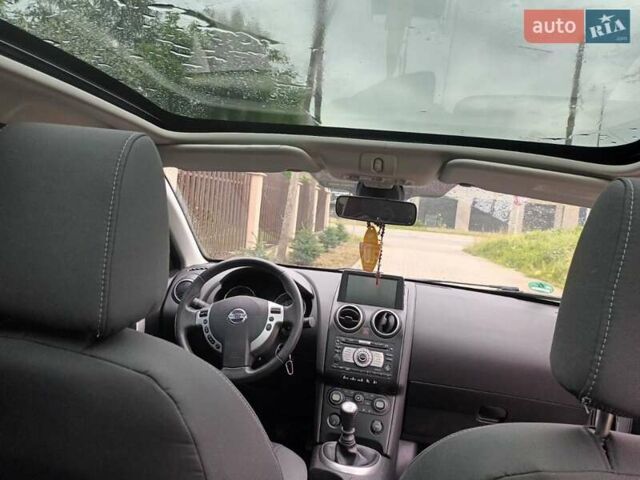 Сірий Ніссан Кашкай, об'ємом двигуна 2 л та пробігом 263 тис. км за 9500 $, фото 5 на Automoto.ua