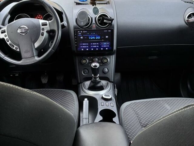 Серый Ниссан Кашкай, объемом двигателя 2 л и пробегом 289 тыс. км за 10500 $, фото 6 на Automoto.ua