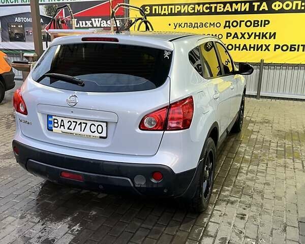 Серый Ниссан Кашкай, объемом двигателя 2 л и пробегом 250 тыс. км за 8500 $, фото 3 на Automoto.ua