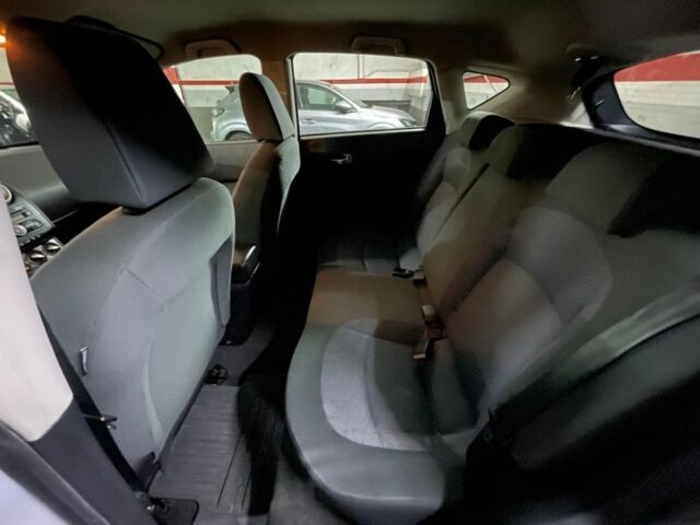 Серый Ниссан Кашкай, объемом двигателя 2 л и пробегом 240 тыс. км за 7007 $, фото 3 на Automoto.ua