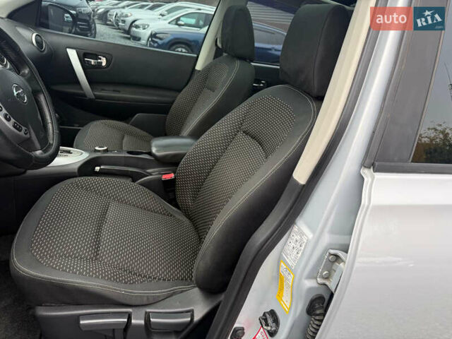 Сірий Ніссан Кашкай, об'ємом двигуна 2 л та пробігом 270 тис. км за 7999 $, фото 10 на Automoto.ua