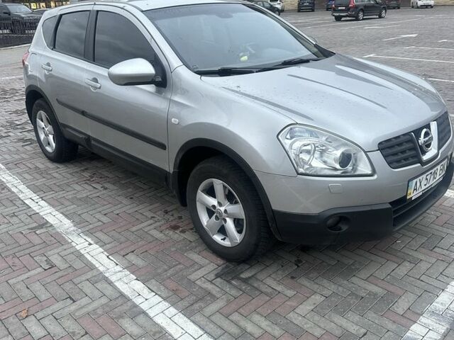 Сірий Ніссан Кашкай, об'ємом двигуна 1.6 л та пробігом 131 тис. км за 7500 $, фото 2 на Automoto.ua