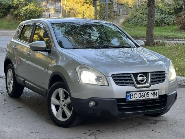 Серый Ниссан Кашкай, объемом двигателя 1.5 л и пробегом 242 тыс. км за 7000 $, фото 1 на Automoto.ua