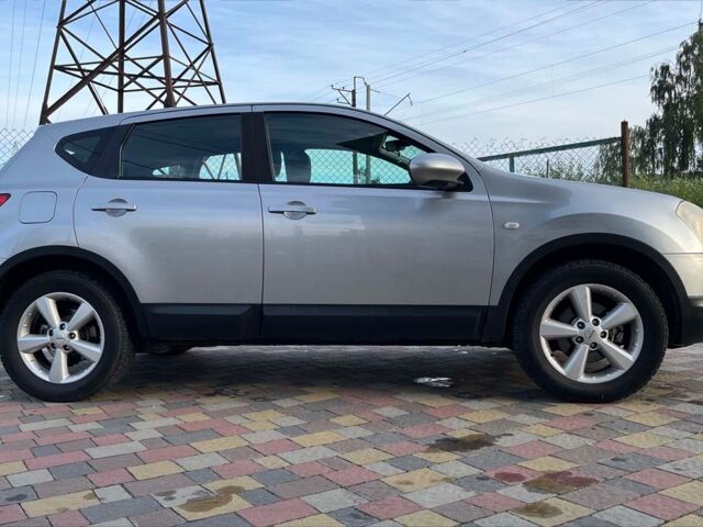 Серый Ниссан Кашкай, объемом двигателя 2 л и пробегом 157 тыс. км за 8500 $, фото 6 на Automoto.ua