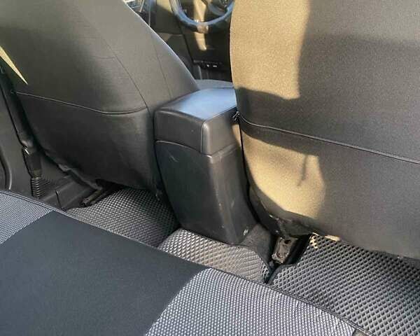 Серый Ниссан Кашкай, объемом двигателя 2 л и пробегом 215 тыс. км за 9000 $, фото 9 на Automoto.ua