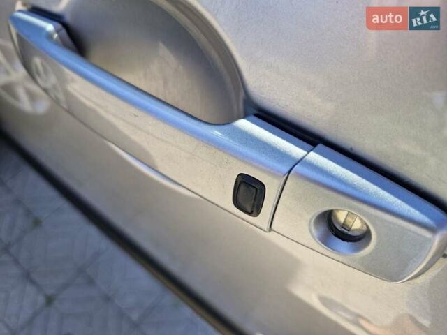 Сірий Ніссан Кашкай, об'ємом двигуна 2 л та пробігом 246 тис. км за 7999 $, фото 25 на Automoto.ua