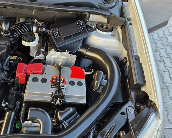 Серый Ниссан Кашкай, объемом двигателя 2 л и пробегом 97 тыс. км за 10300 $, фото 39 на Automoto.ua