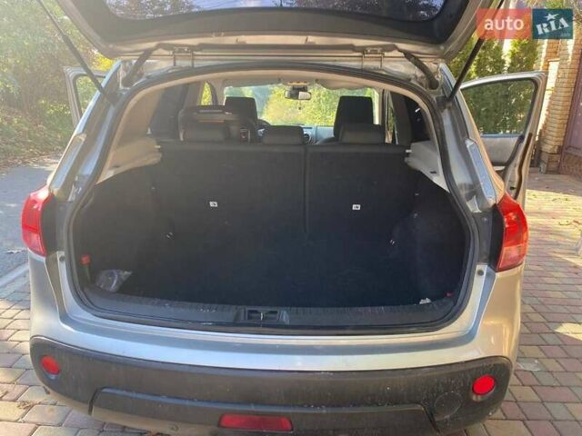 Сірий Ніссан Кашкай, об'ємом двигуна 2 л та пробігом 278 тис. км за 8300 $, фото 10 на Automoto.ua