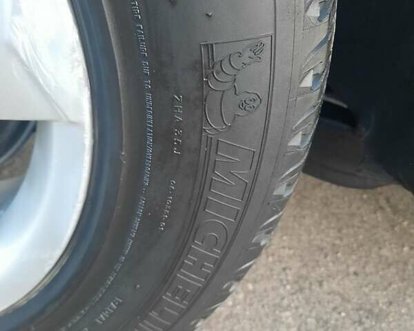 Серый Ниссан Кашкай, объемом двигателя 2 л и пробегом 188 тыс. км за 9300 $, фото 76 на Automoto.ua