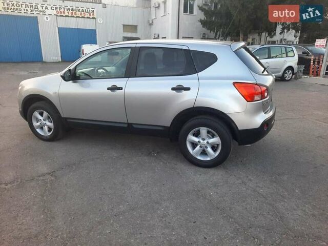 Серый Ниссан Кашкай, объемом двигателя 2 л и пробегом 188 тыс. км за 9300 $, фото 1 на Automoto.ua