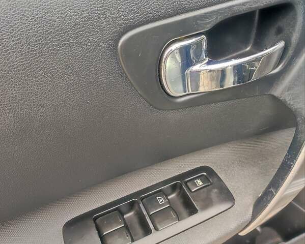 Серый Ниссан Кашкай, объемом двигателя 1.46 л и пробегом 256 тыс. км за 8500 $, фото 10 на Automoto.ua