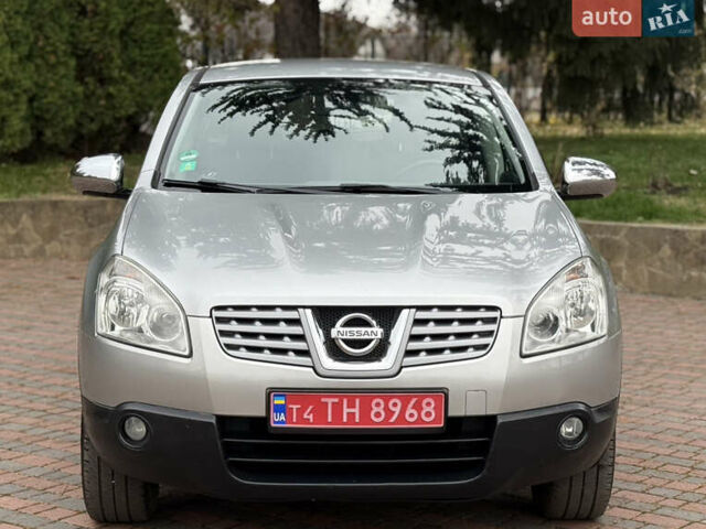 Серый Ниссан Кашкай, объемом двигателя 1.6 л и пробегом 250 тыс. км за 7750 $, фото 1 на Automoto.ua