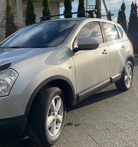 Серый Ниссан Кашкай, объемом двигателя 1.5 л и пробегом 246 тыс. км за 8790 $, фото 2 на Automoto.ua