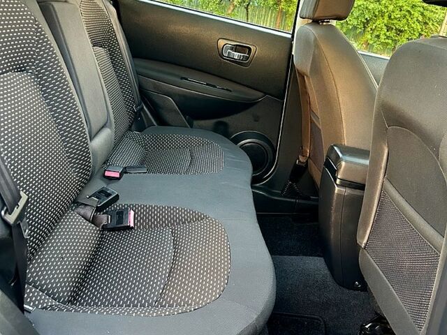 Сірий Ніссан Кашкай, об'ємом двигуна 1.5 л та пробігом 171 тис. км за 8999 $, фото 7 на Automoto.ua