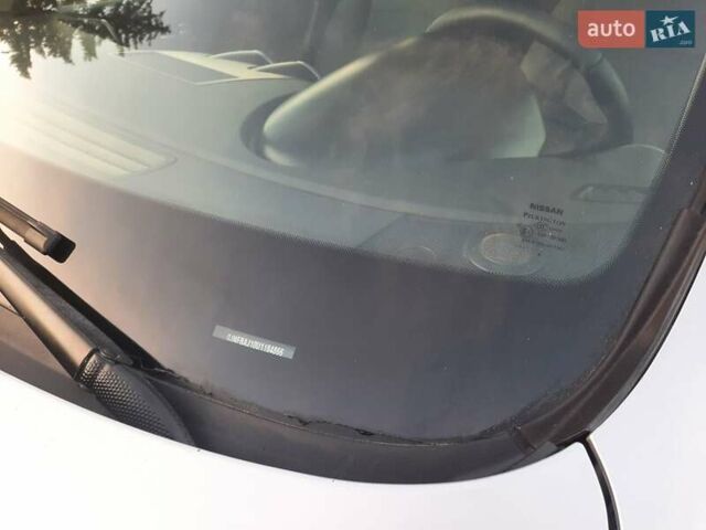 Серый Ниссан Кашкай, объемом двигателя 2 л и пробегом 188 тыс. км за 9300 $, фото 18 на Automoto.ua