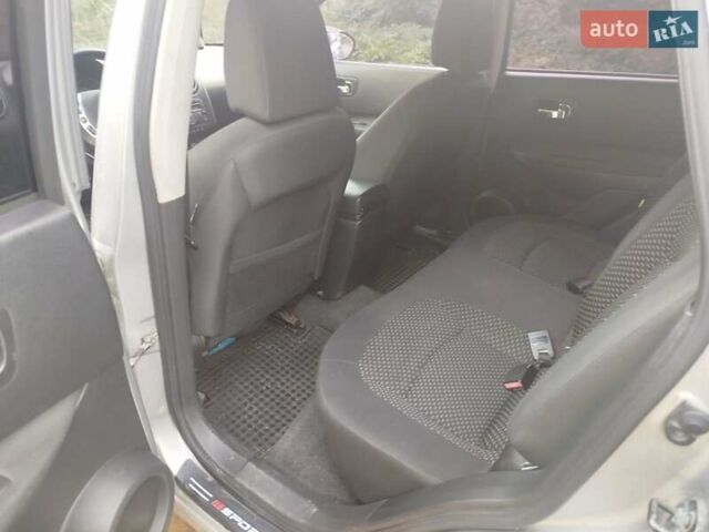 Ниссан Кашкай 2009 в Калуше на Automoto.ua Серый Ниссан Кашкай, объемом двигателя 1.5 л и пробегом 273 тыс. км за 7300 $, фото 6 на Automoto.ua