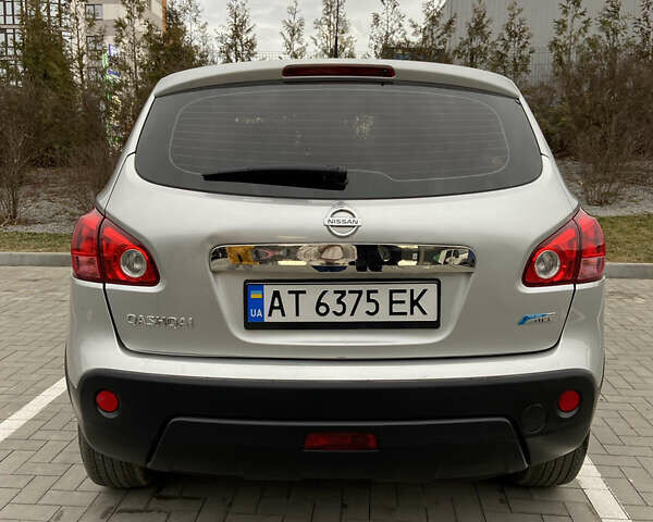 Ниссан Кашкай 2009 в Ивано-Франковске на Automoto.ua Серый Ниссан Кашкай, объемом двигателя 1.5 л и пробегом 187 тыс. км за 8500 $, фото 1 на Automoto.ua