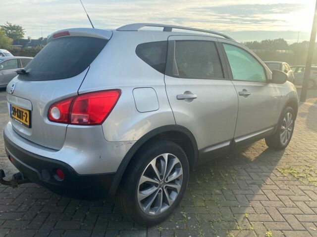 Серый Ниссан Кашкай, объемом двигателя 2 л и пробегом 245 тыс. км за 9600 $, фото 3 на Automoto.ua