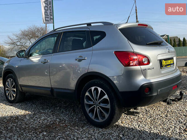 Сірий Ніссан Кашкай, об'ємом двигуна 2 л та пробігом 245 тис. км за 10100 $, фото 4 на Automoto.ua